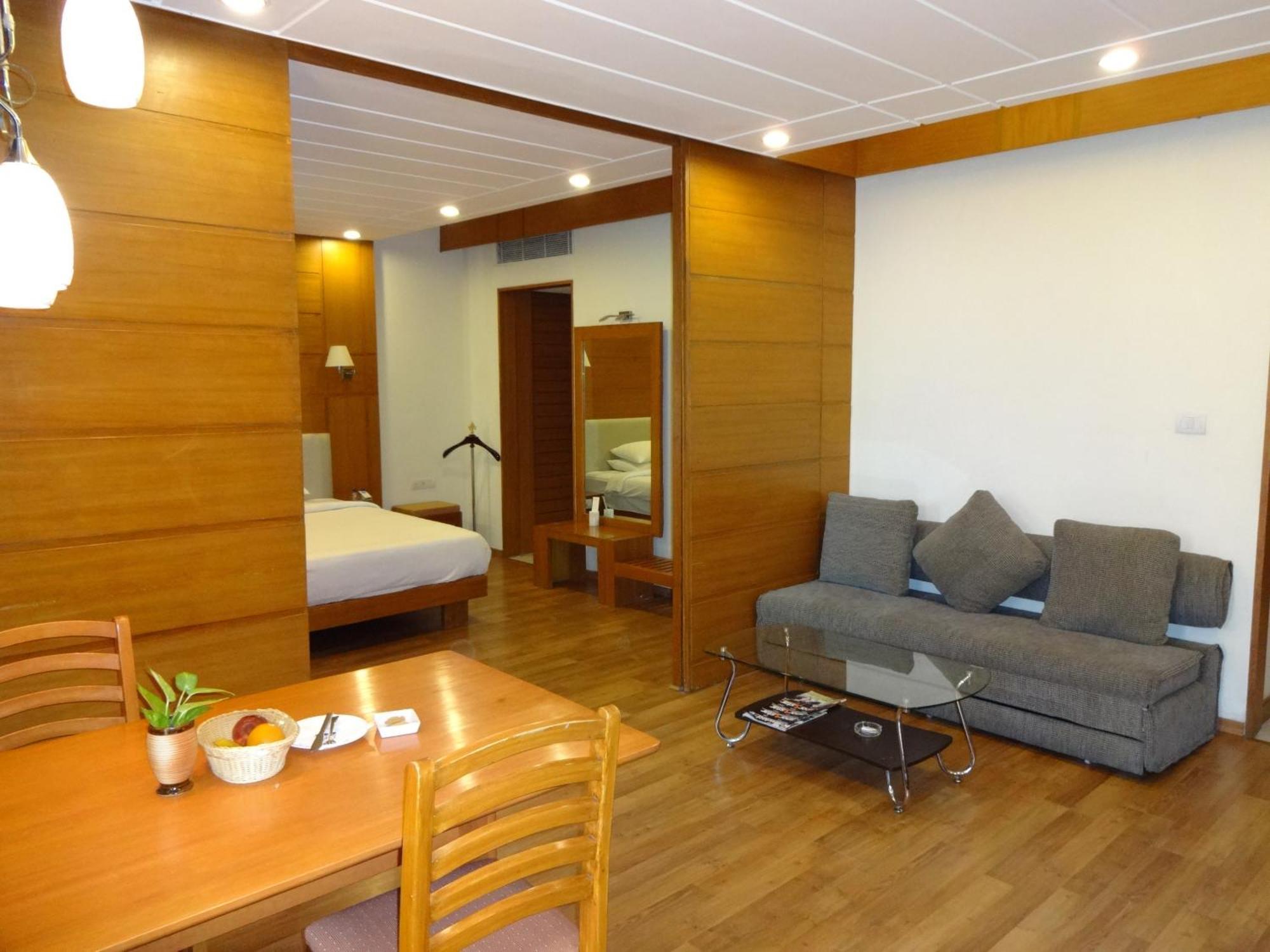 Hotel The Sunway Manor Puducherry Pokój zdjęcie