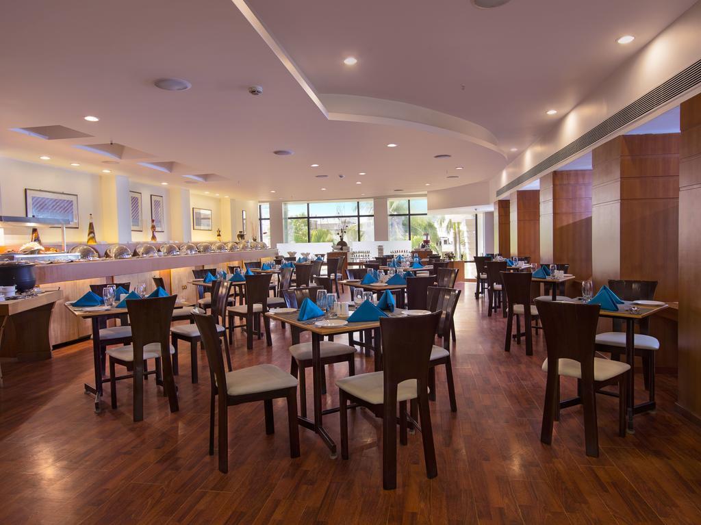 Hotel The Sunway Manor Puducherry Zewnętrze zdjęcie