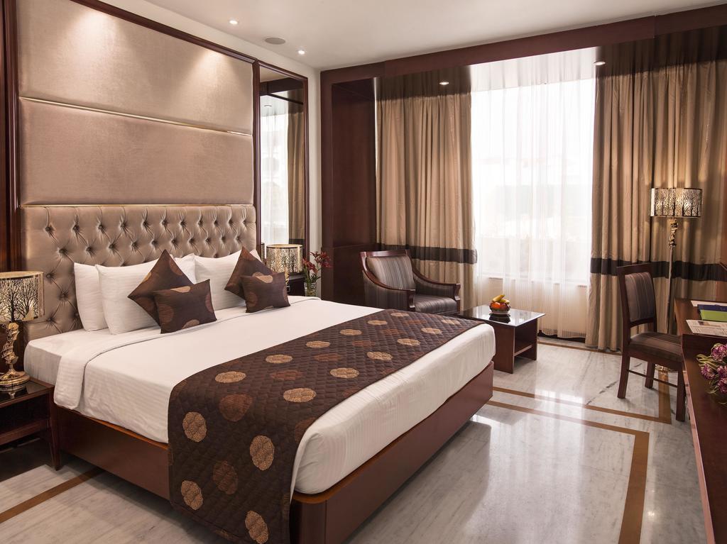 Hotel The Sunway Manor Puducherry Zewnętrze zdjęcie